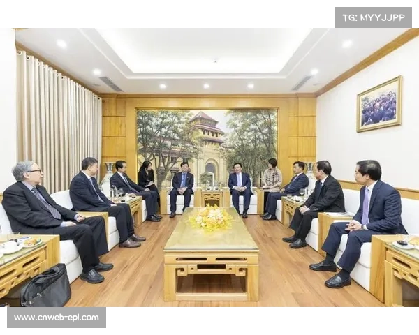 越南U23角球战术制胜，阮庭北点射阮孝明包抄锁定胜局